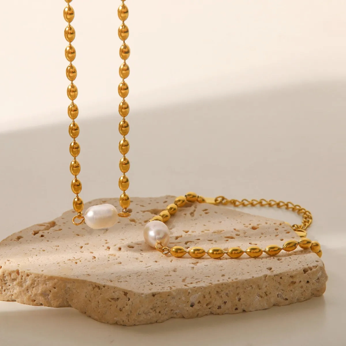Pearl and Gold Chain Necklace and Bracelet Set Secondary image