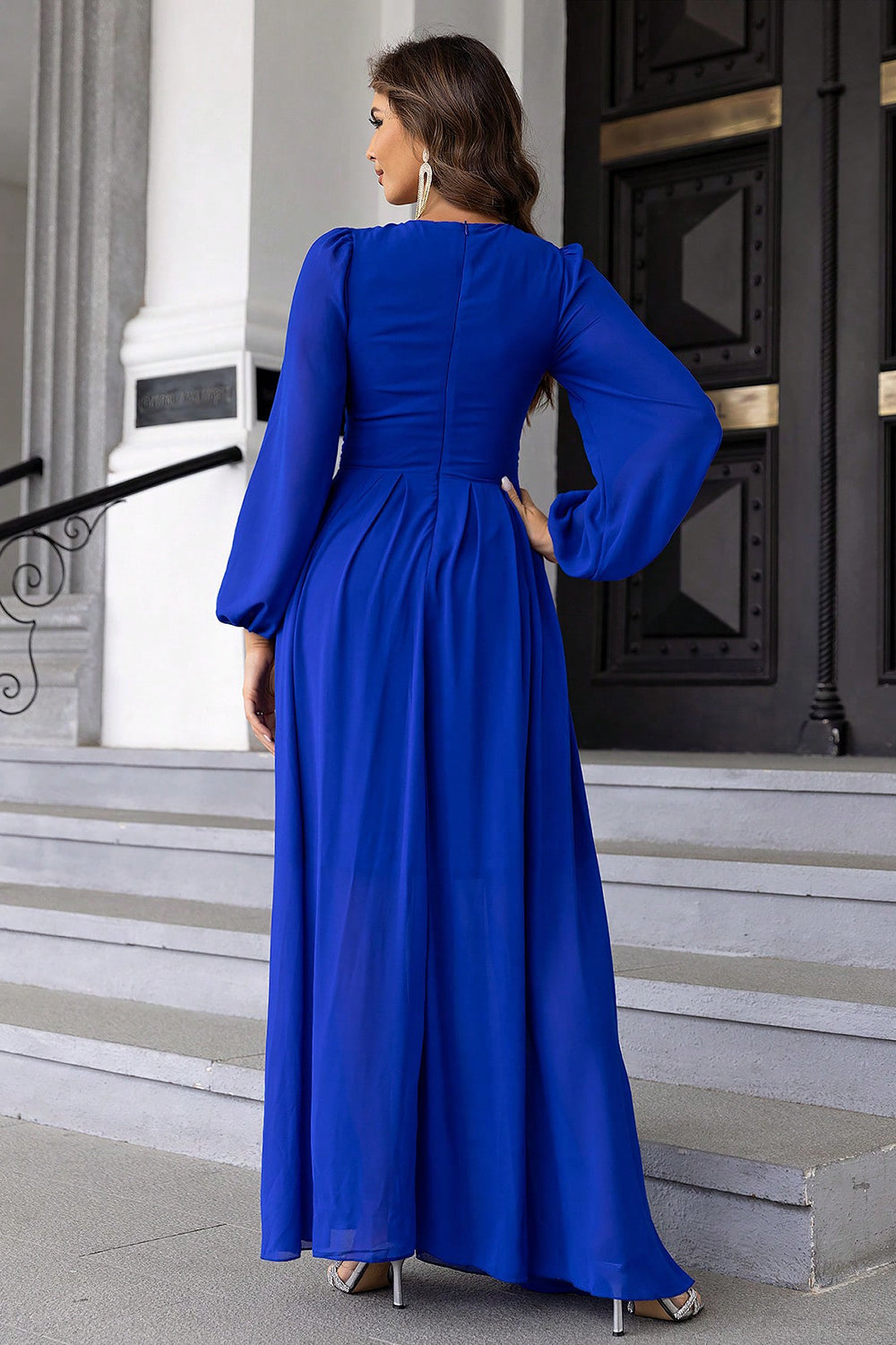 Twist Front Cutout Long Sleeve Dress Secondary image