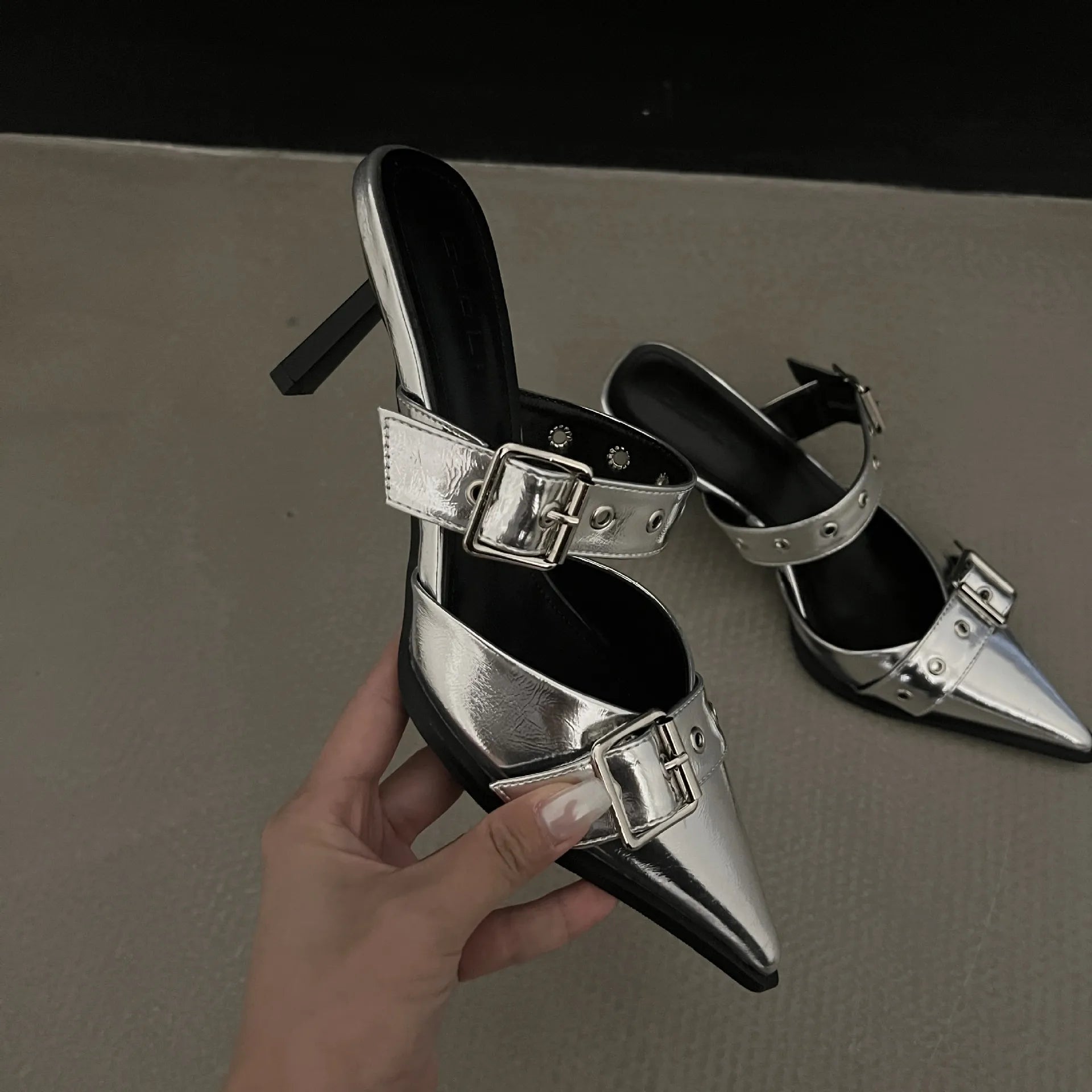 Point Toe Flare Heel Buckle Sandals Secondary image