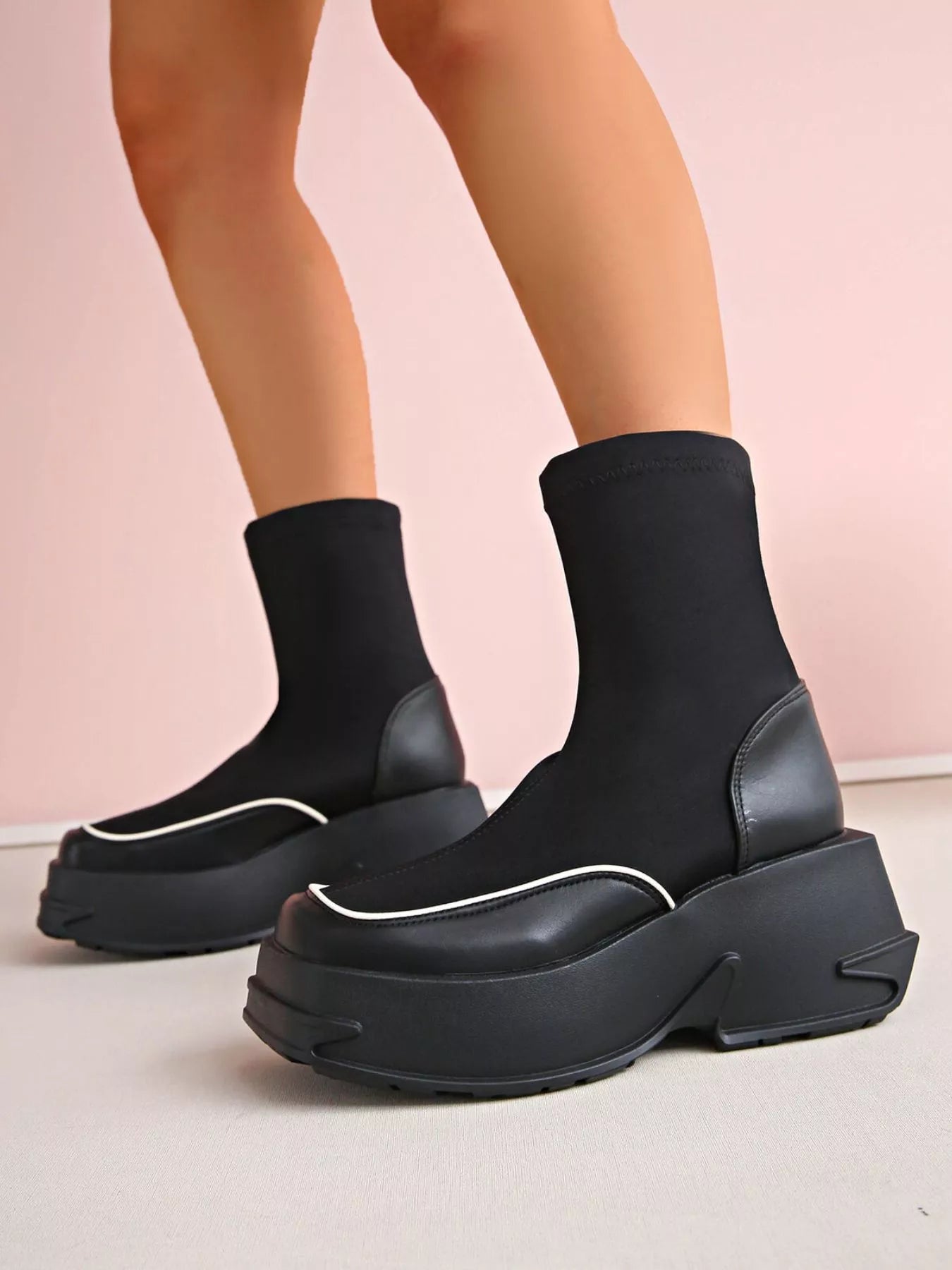 Round Toe Platform Boots in Vegan Leather - High Heel Secondary image