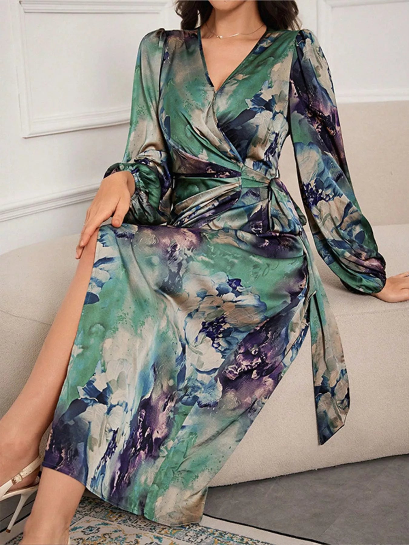 Printed Tie Waist Balloon Sleeve Dress Secondary image