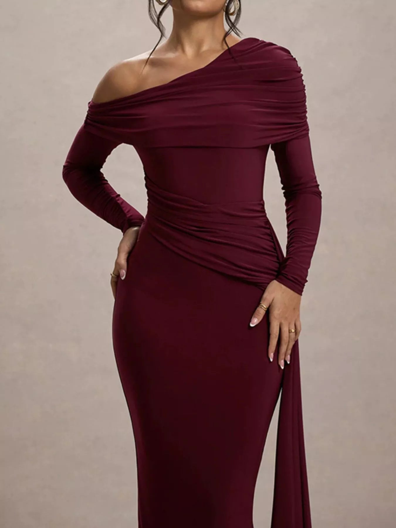 One-Shoulder Ruched Maxi Dress Secondary image