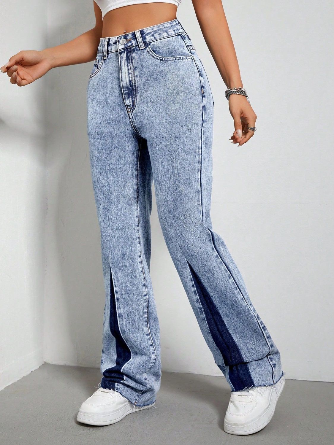 Contrast Bootcut Jeans with Pockets Main image