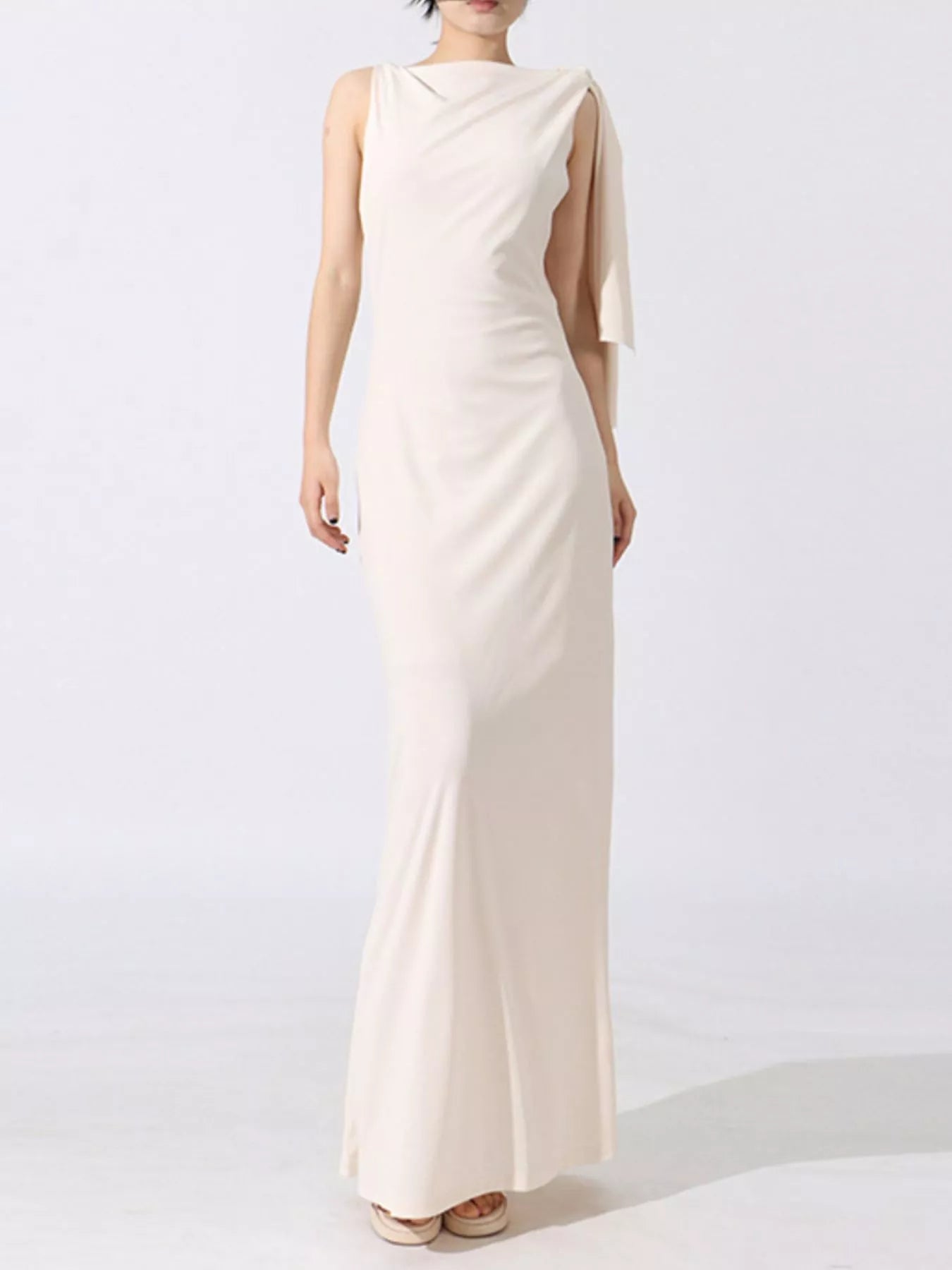 Tie Shoulder Sleeveless Maxi Dress - Flowy & Adjustable Secondary image
