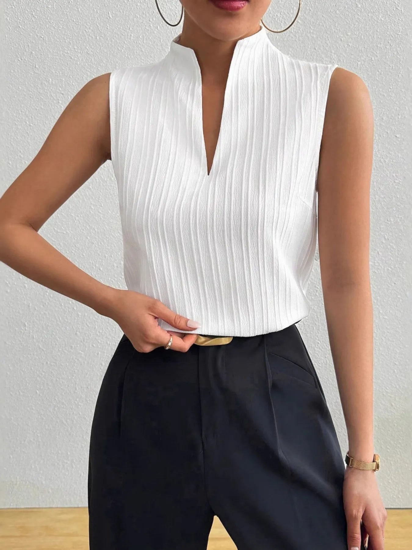 Textured Notched Tank Top Secondary image
