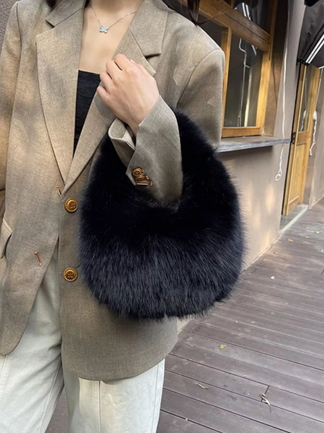 57451db9-e2f9-4f6f-9fa4-8a627eceaa14-Max-Origin Main image