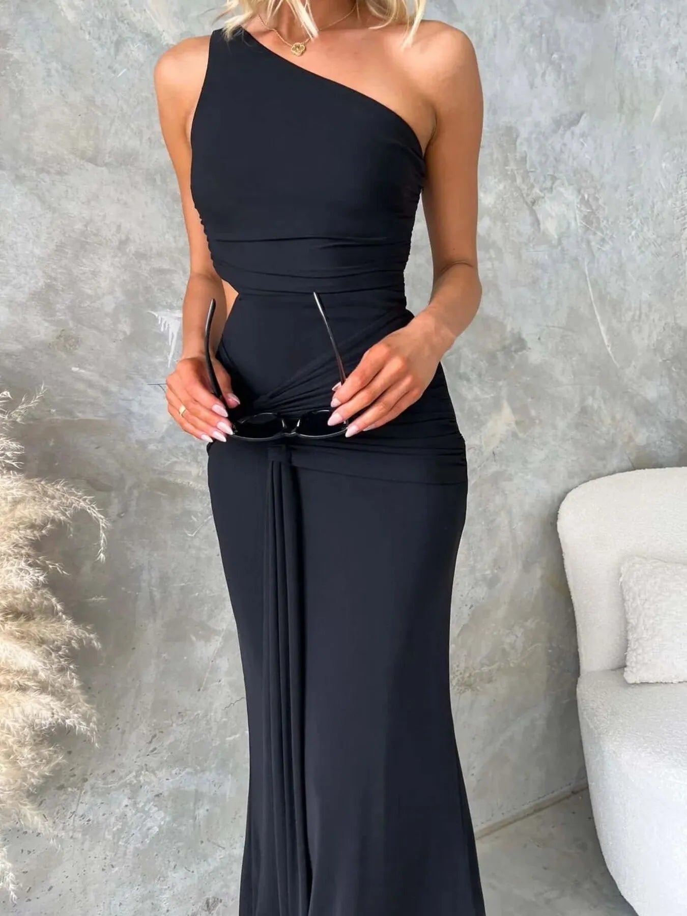 One-Shoulder Bodycon Maxi Dress with Cutout & Slit Secondary image