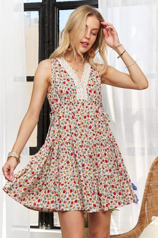 Lace Detail V-Neck Sleeveless Mini Dress