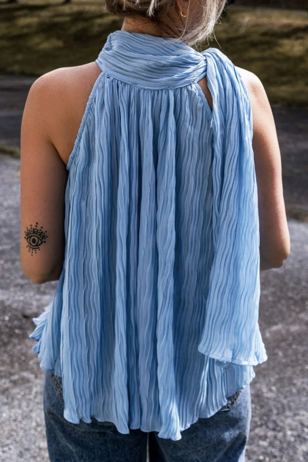 Textured Pleated Tied Mock Neck Flowy Tank Top Secondary image