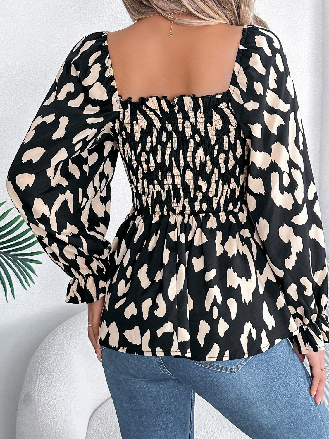 Square Neck Flounce Sleeve Blouse Secondary image