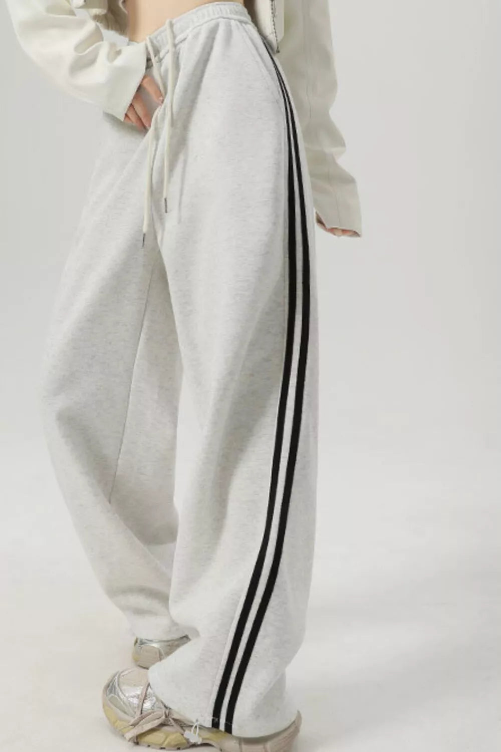 Wide Leg Side Striped Pants Secondary image