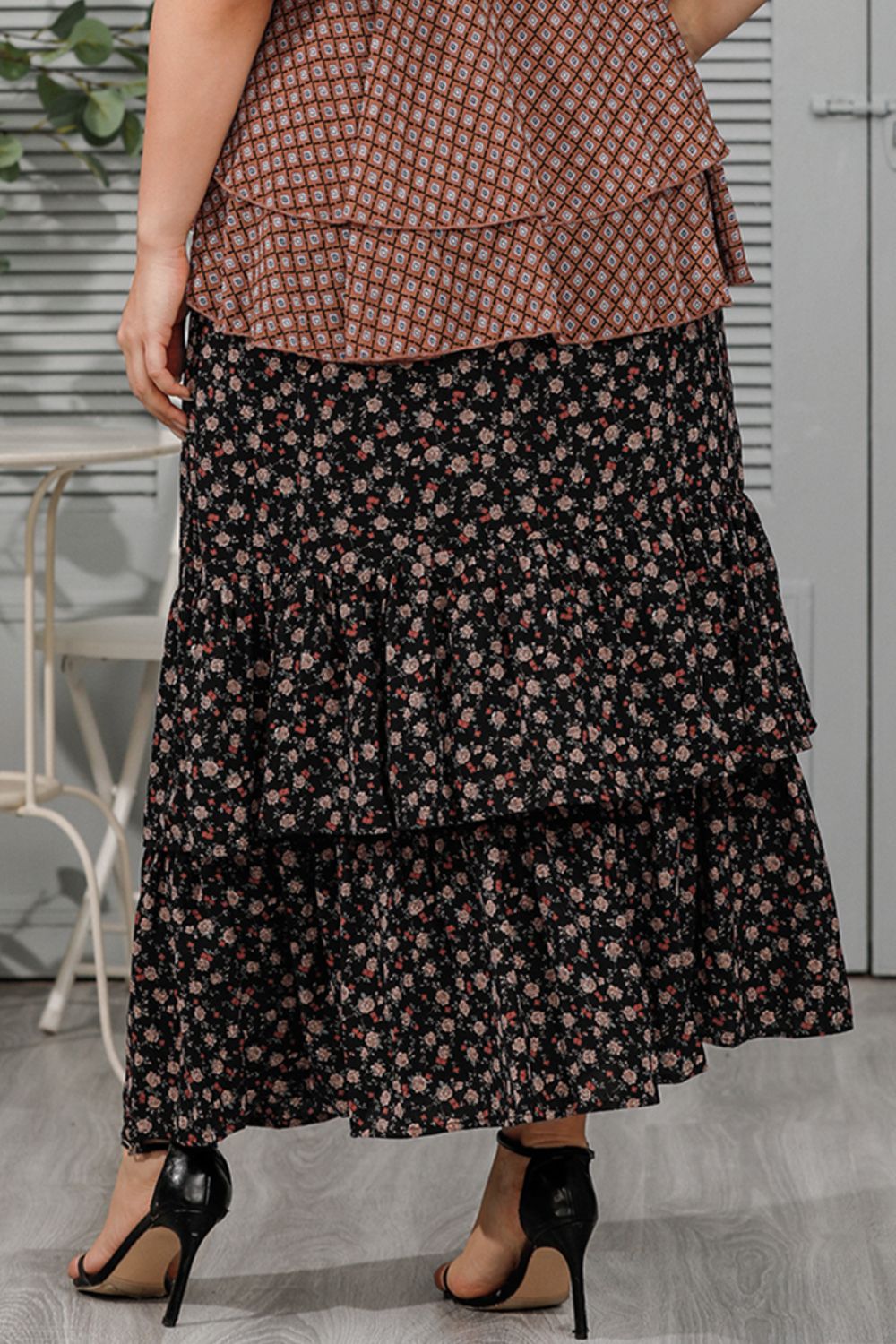 Plus Size Ditsy Floral Layered Maxi Skirt Secondary image