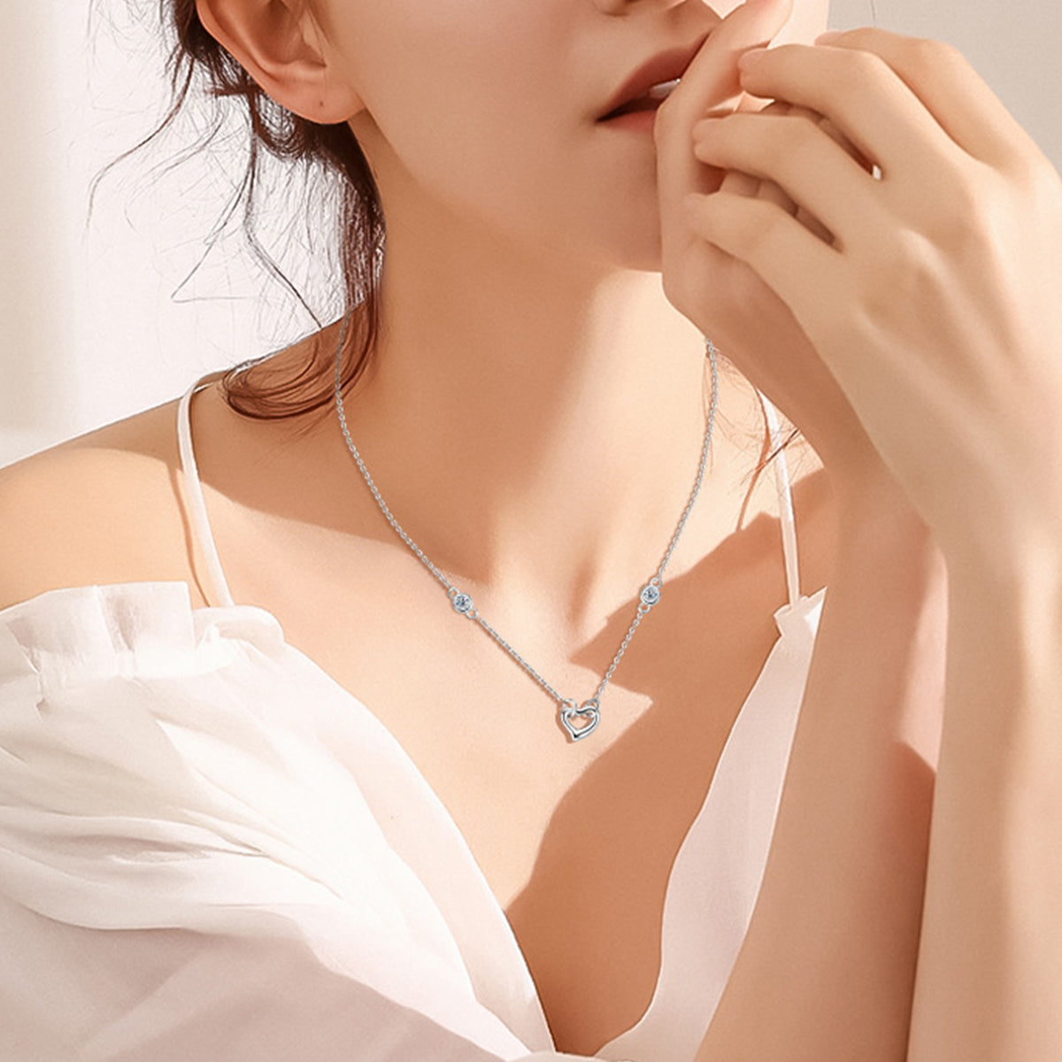 Moissanite 925 Sterling Silver Heart Necklace Main image