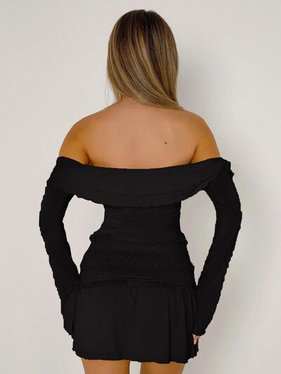 Twisted Ruffled Off-Shoulder Long Sleeve T-Shirt Secondary image