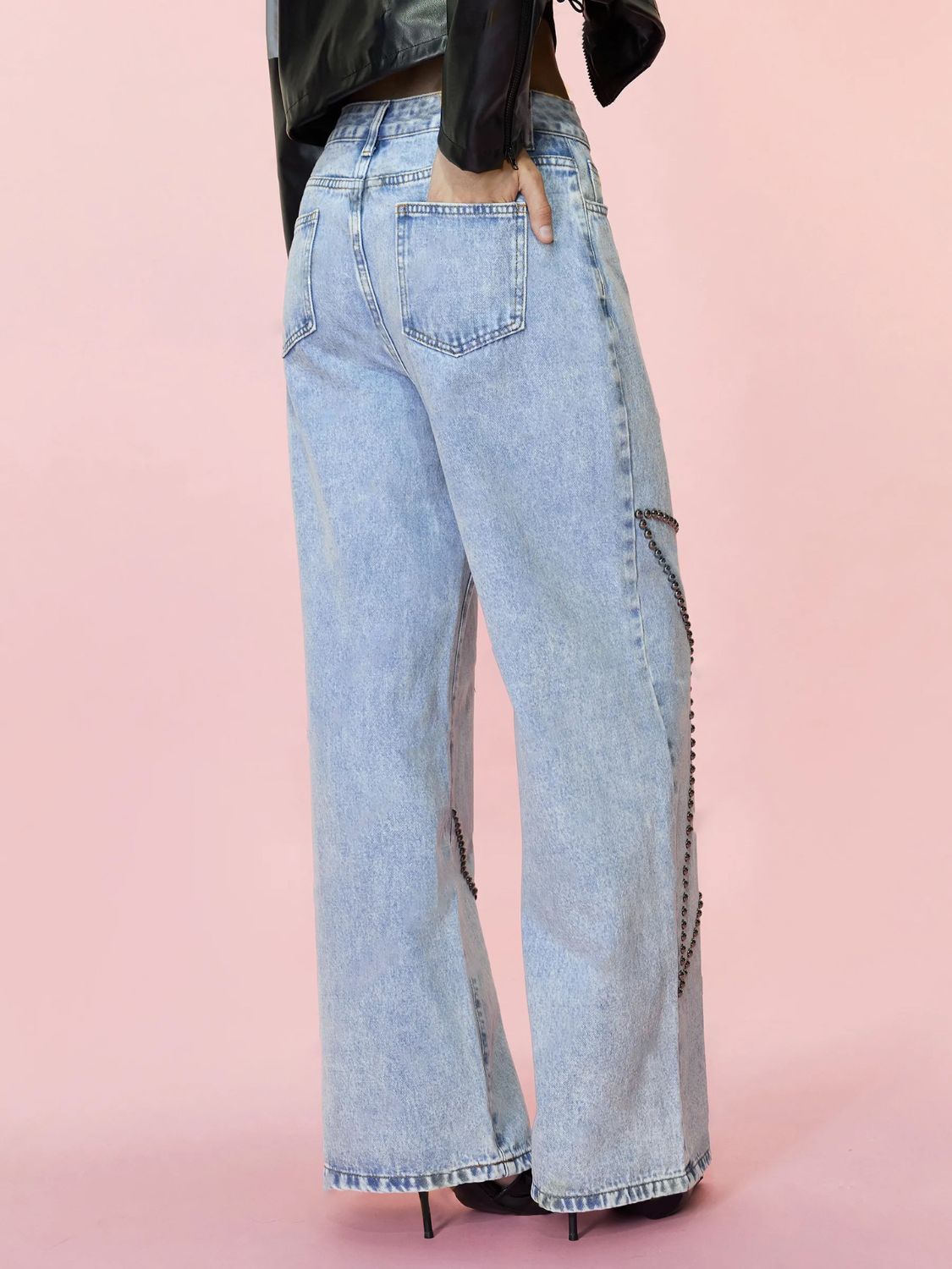 Studded Star Straight Jeans with Pockets Secondary image