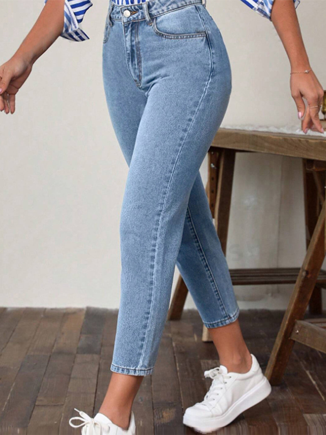 High Waist Jeans with Pockets Main image