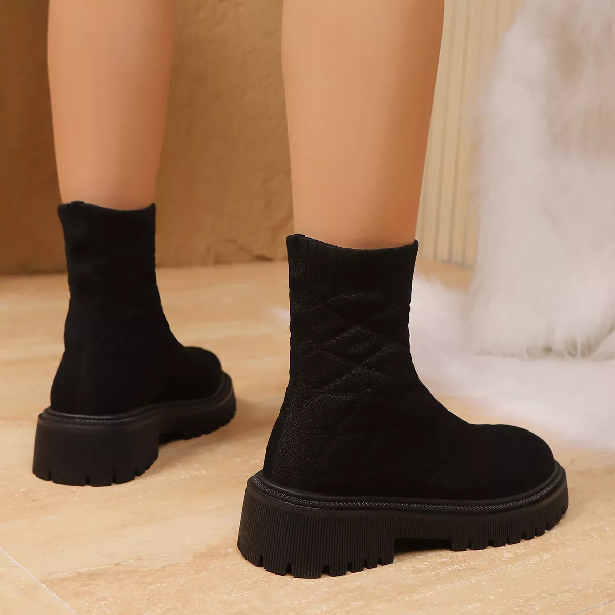 Round Toe Block Heels Boots Secondary image