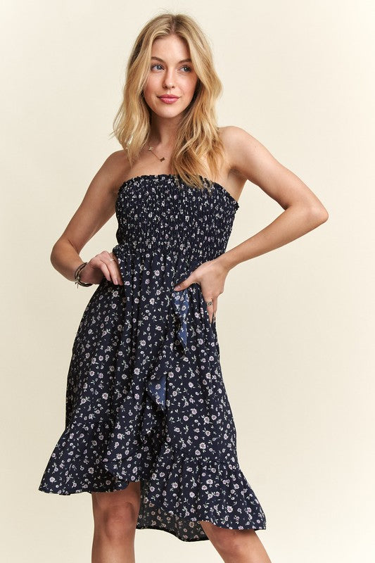 Smocked Floral Tube Dress with Pockets Secondary image