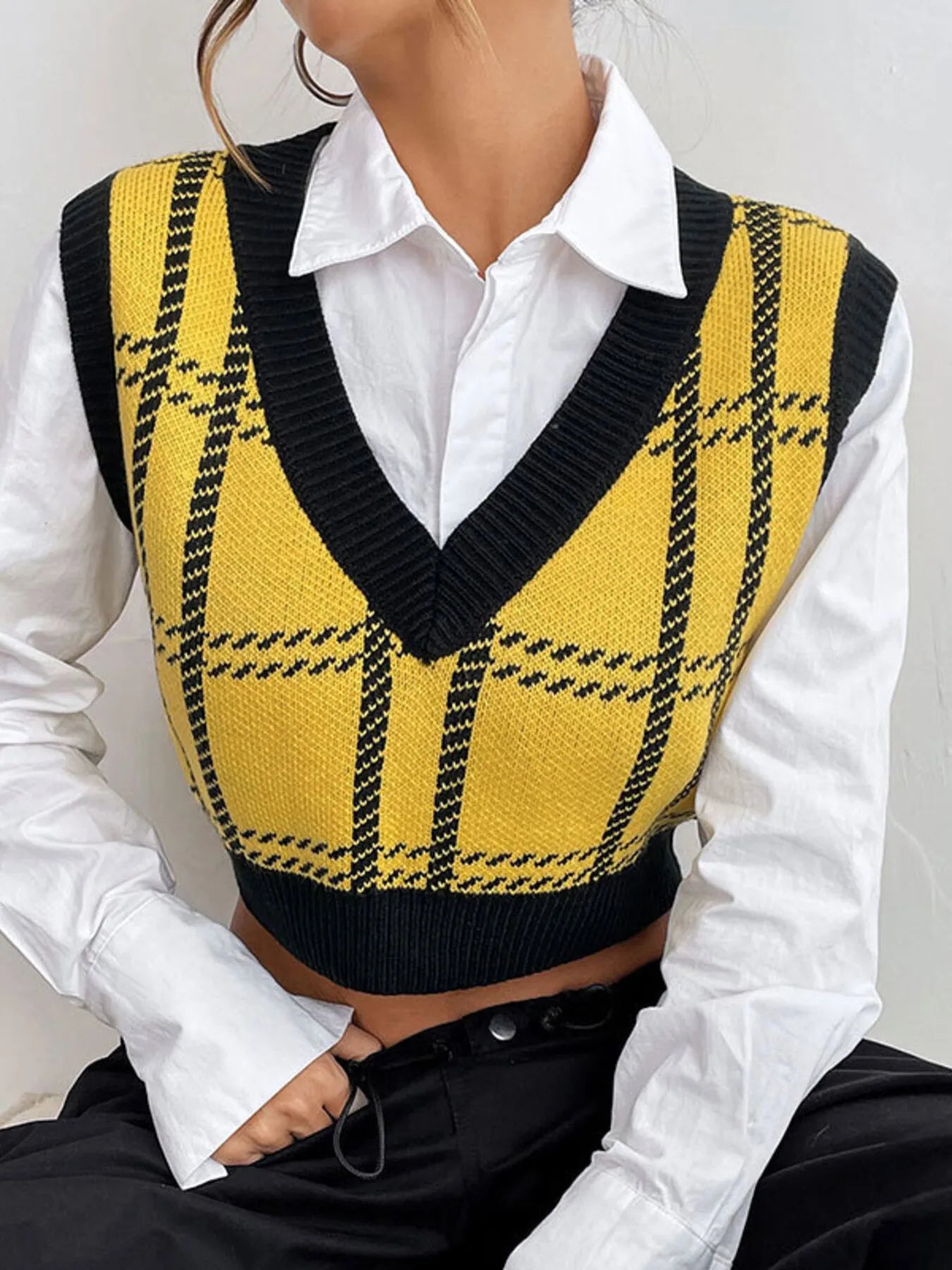 Plaid V-Neck Cropped Sweater Vest Secondary image