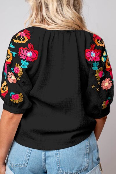 Floral Embroidered Notched Puff Sleeve Blouse Secondary image