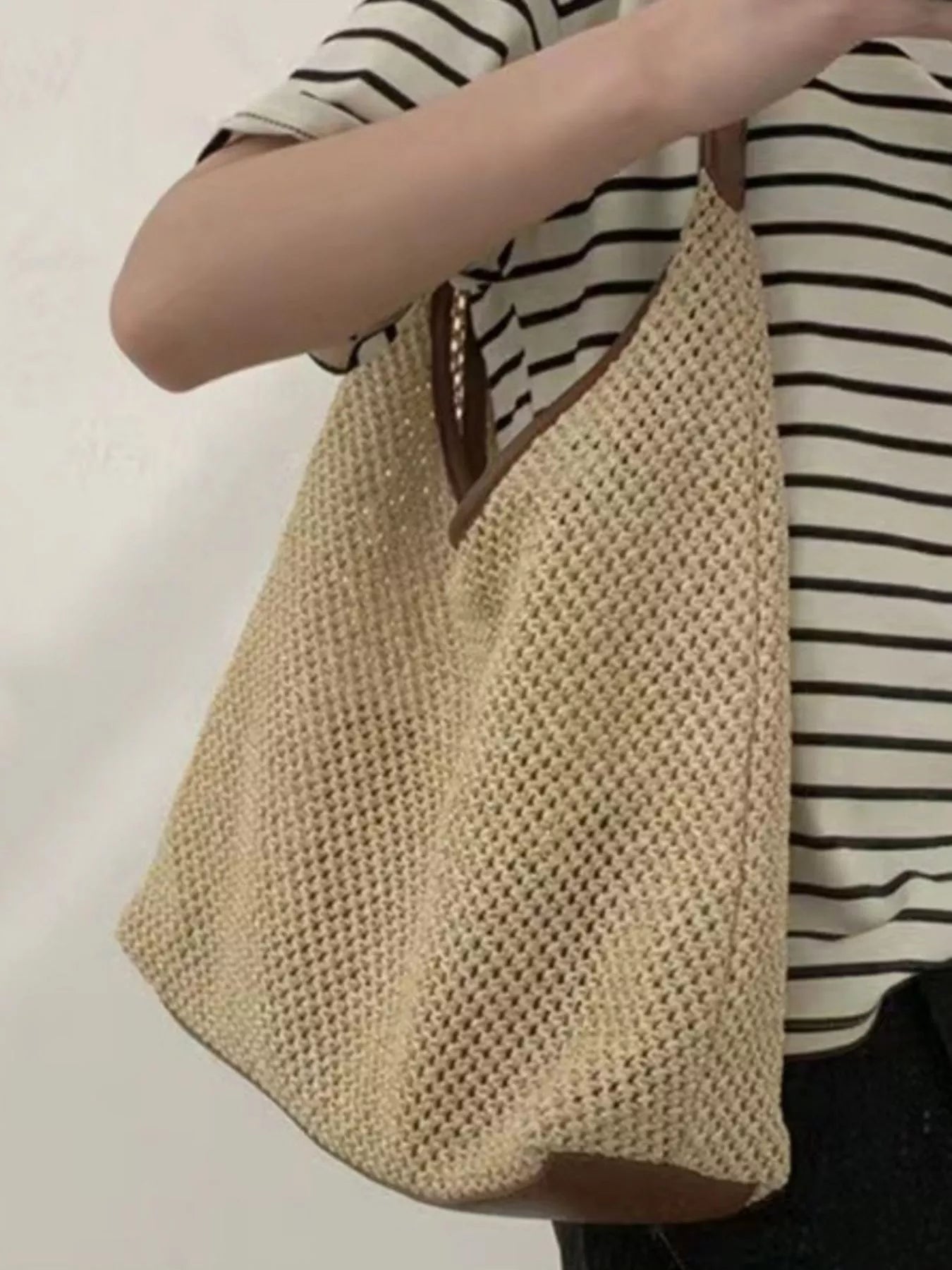 Woven Straw Handbag with Leather Strap Secondary image