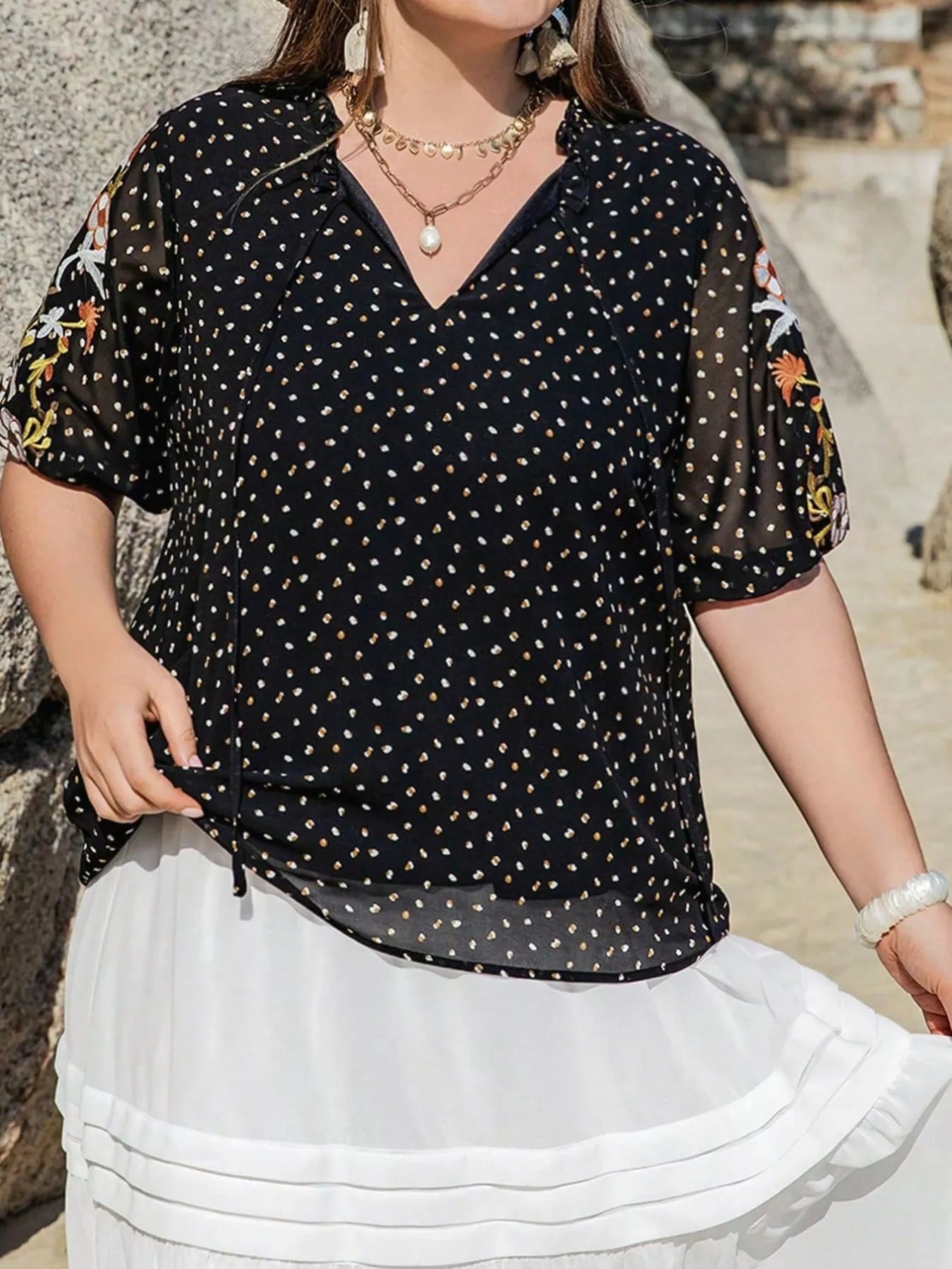 Plus Size Printed Blouse with Tie Neck and Half Sleeves Secondary image