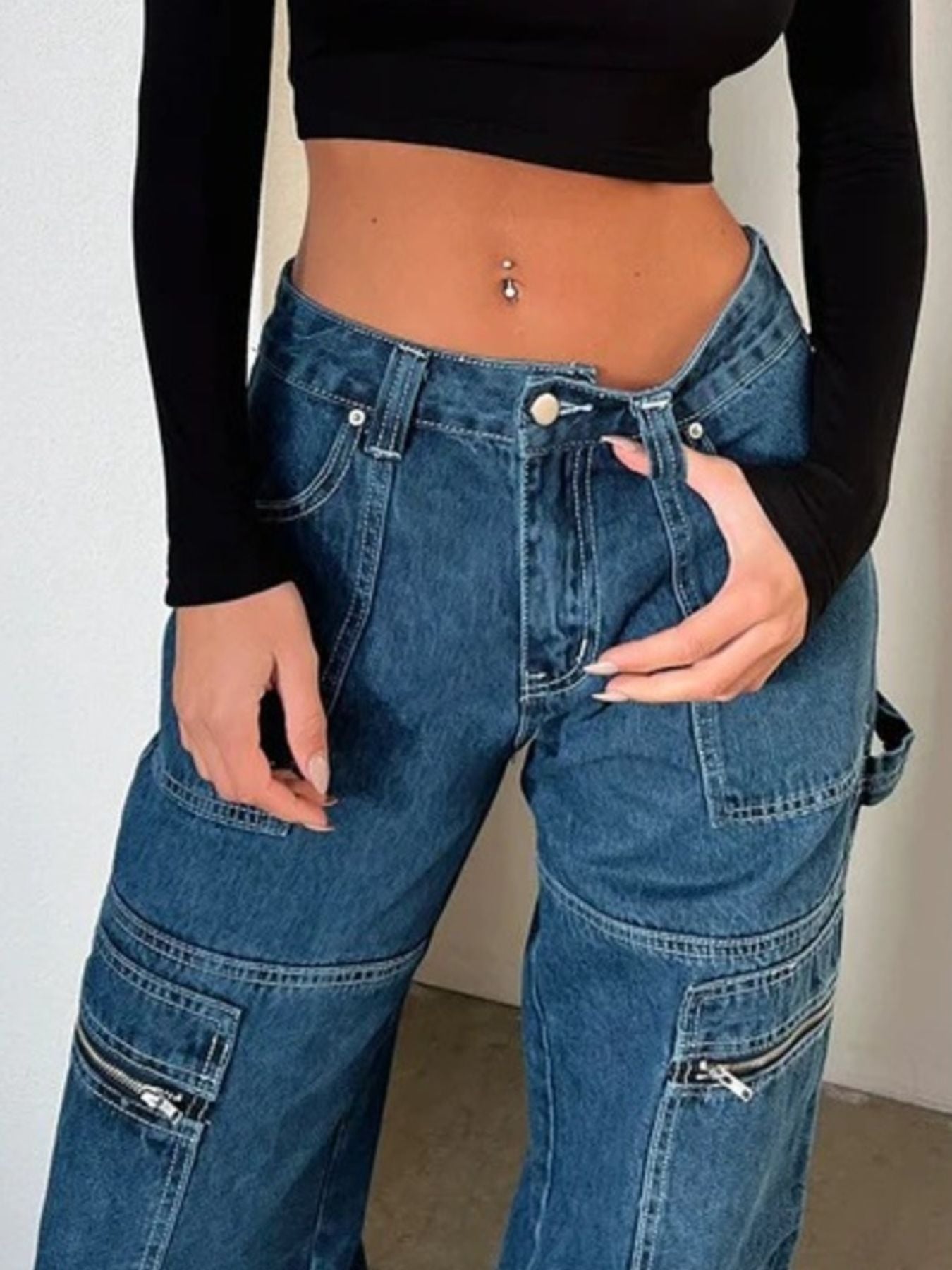 Zipper Pocket Wide Leg Cargo Jeans Secondary image