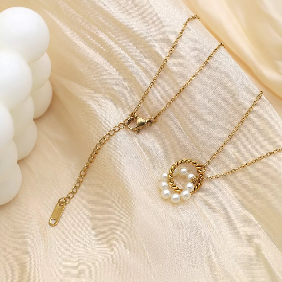 Gold-Plated Pearl Twisted Pendant Necklace Secondary image