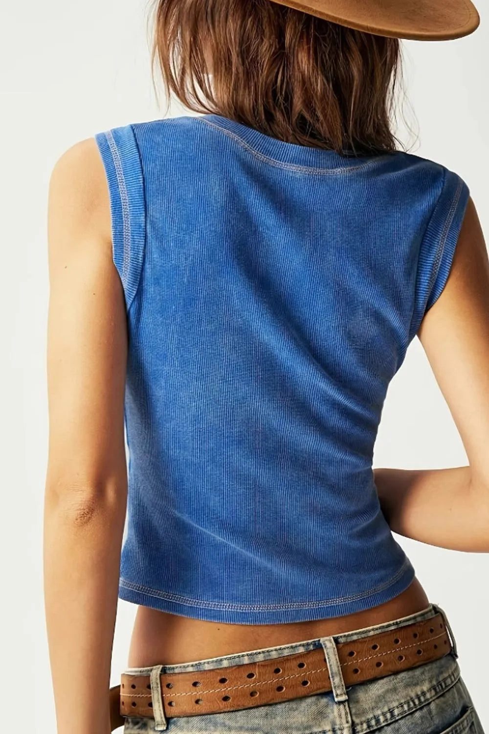 Ribbed Notched Tank Top Secondary image