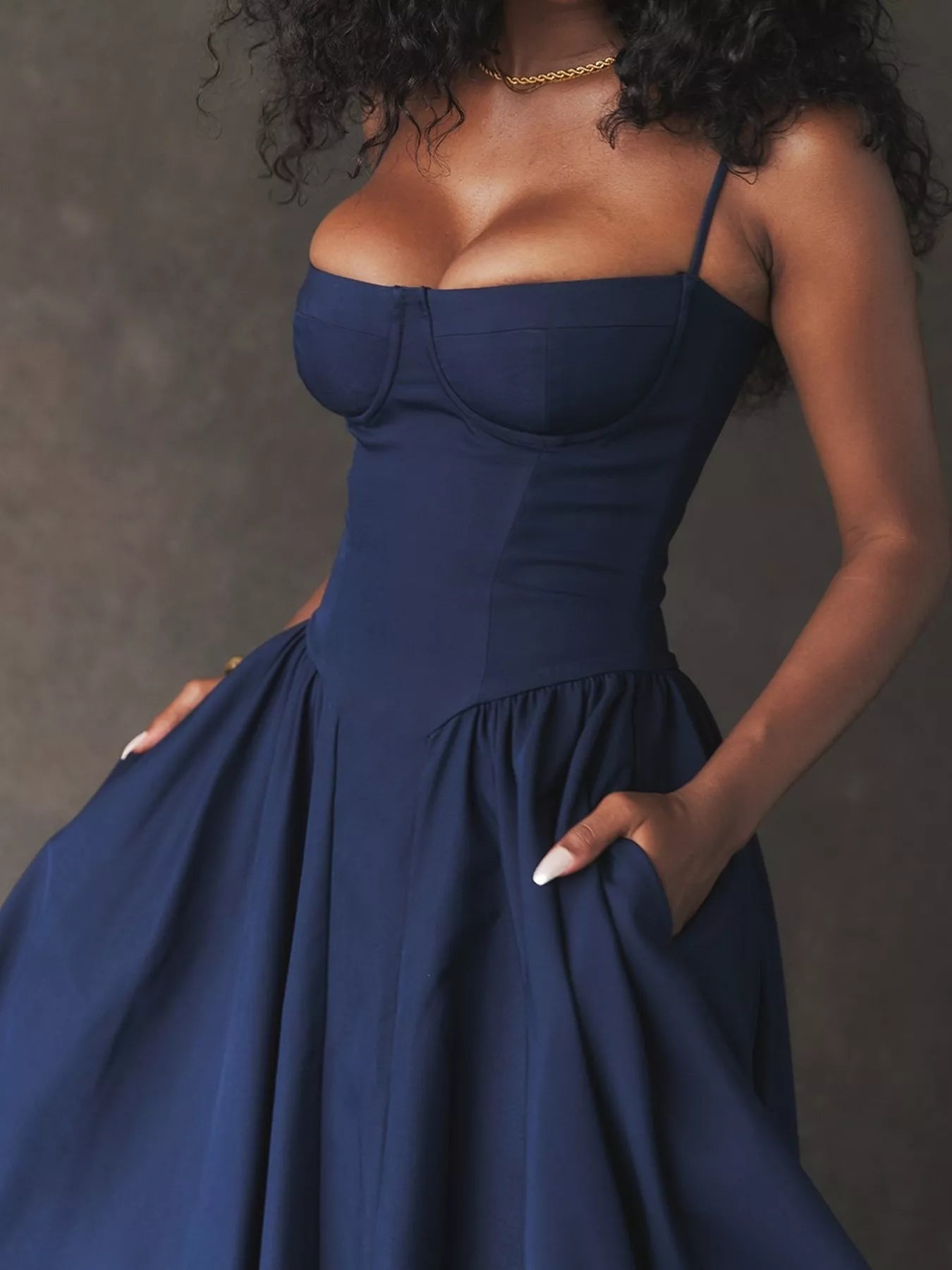 Sweetheart Neck Midi Cami Dress Secondary image